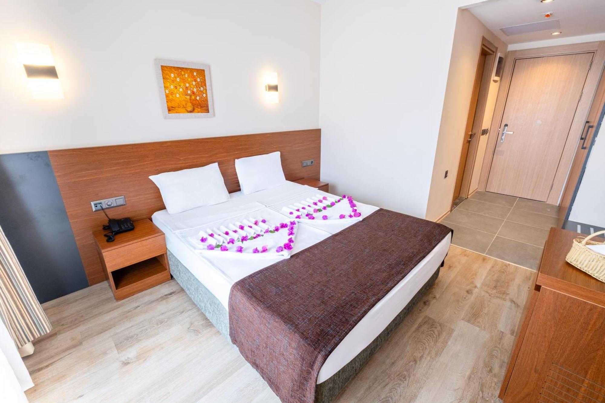 Viking Express Hotel Kemer Ngoại thất bức ảnh